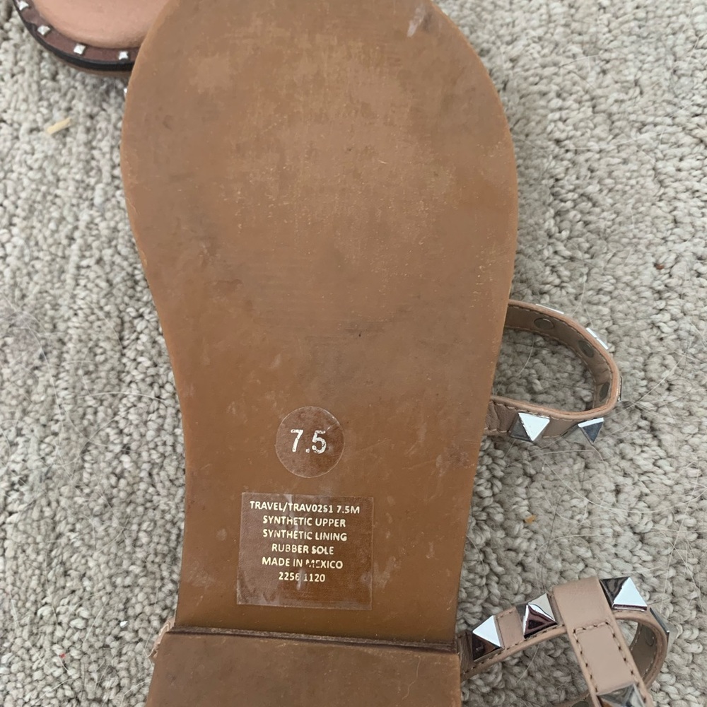 Sandals - Picture 3 of 3